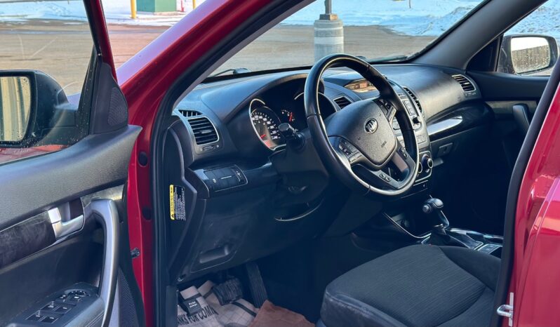 
								2014 Kia Sorento full									