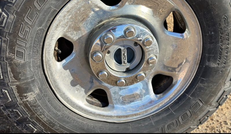 
								2006 Ford F-250 Super Duty Crew Cab full									