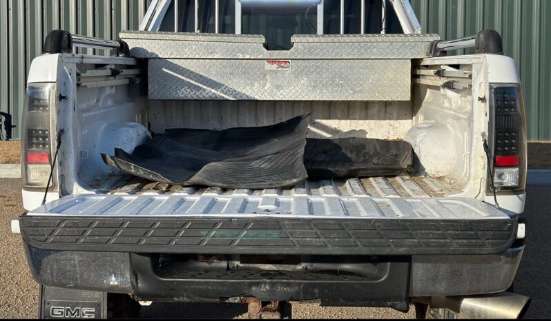 
								2008 GMC sierra 2500 HD Crew Cab full									