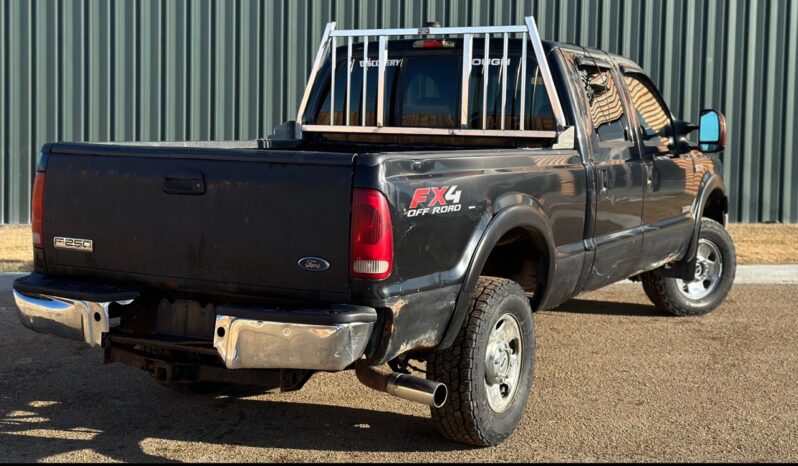 
								2006 Ford F-250 Super Duty Crew Cab full									