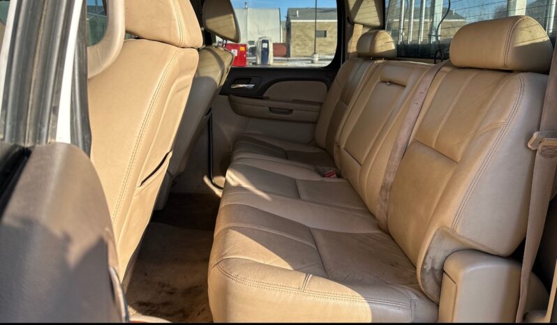 
								2008 GMC sierra 2500 HD Crew Cab full									