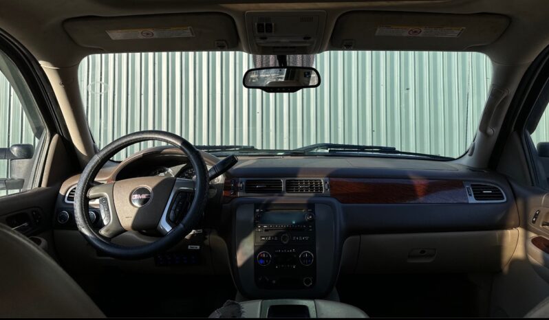 
								2008 GMC sierra 2500 HD Crew Cab full									