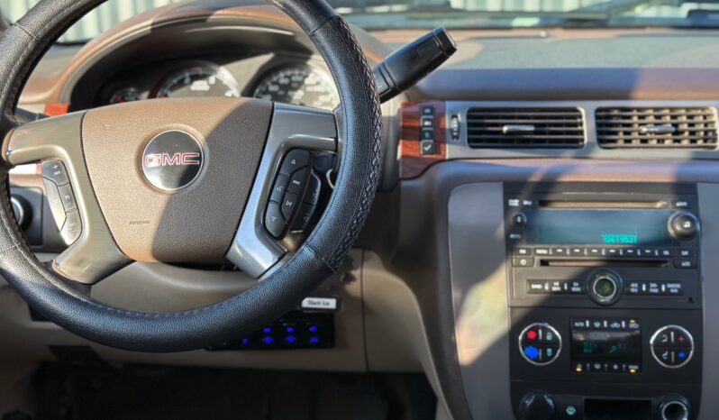 
								2008 GMC sierra 2500 HD Crew Cab full									