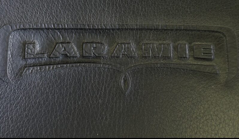 
								2013 Ram 2500 Mega Cab full									