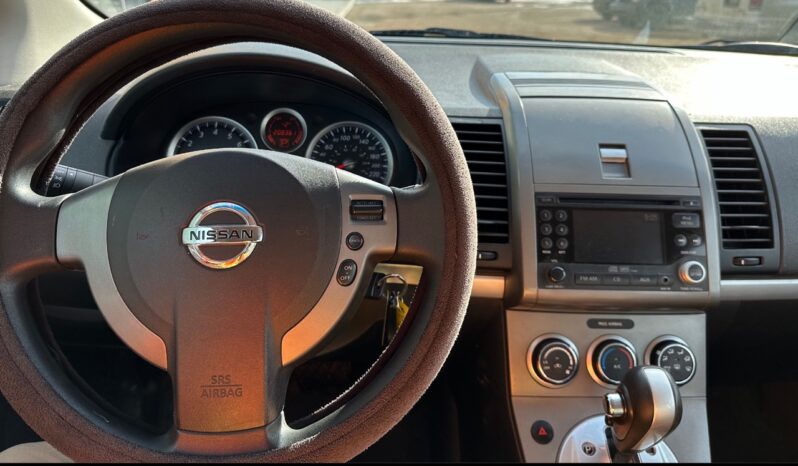 
								2011 Nissan sentra full									