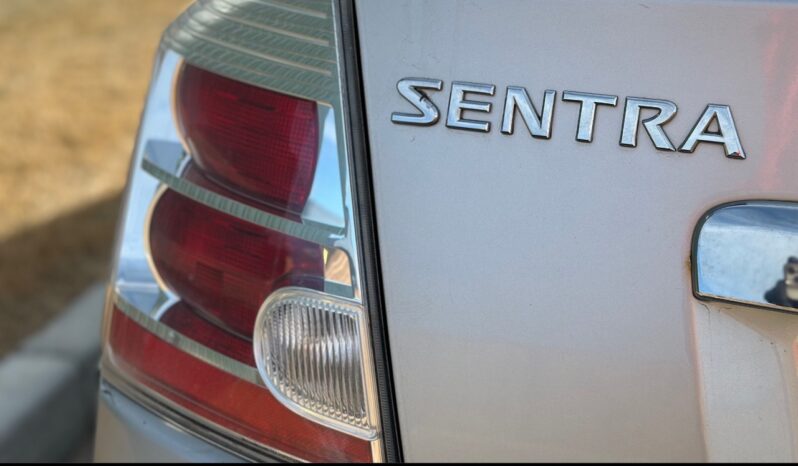 
								2011 Nissan sentra full									