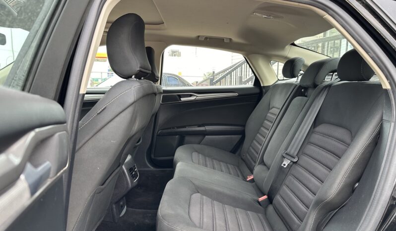 
								2017 Ford Fusion full									
