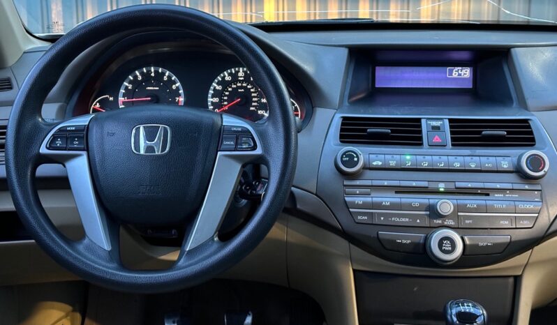 
								2009 Honda Accord full									