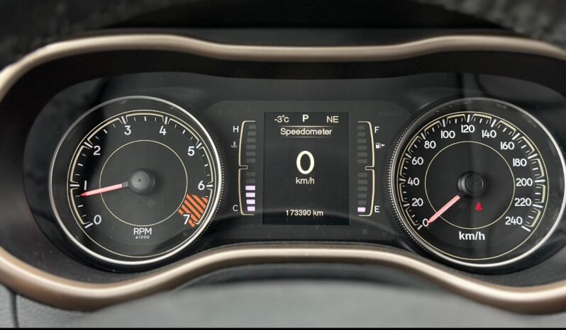 
								2014 Jeep Cherokee full									