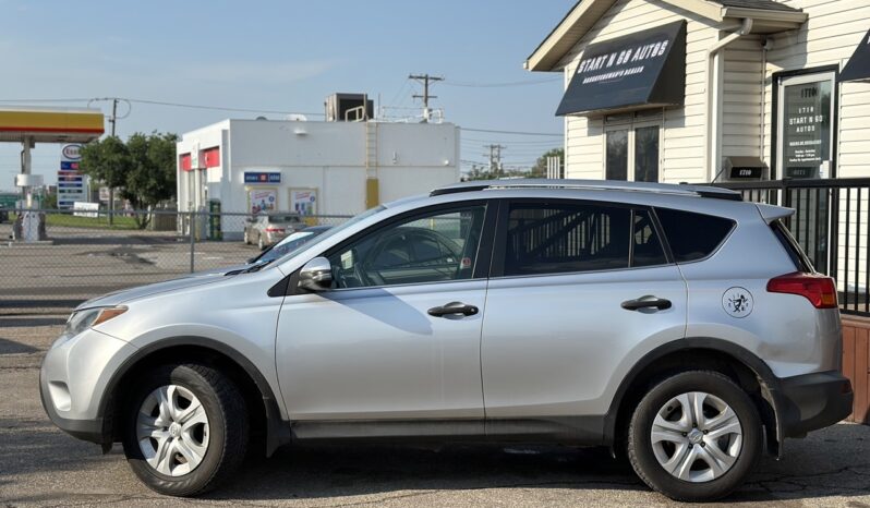 
								2013 Toyota RAV4 full									