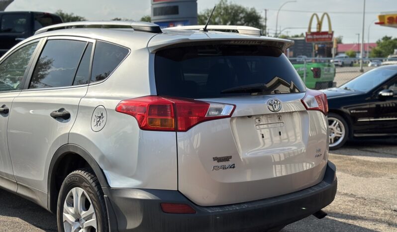 
								2013 Toyota RAV4 full									