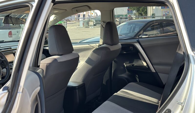 
								2013 Toyota RAV4 full									