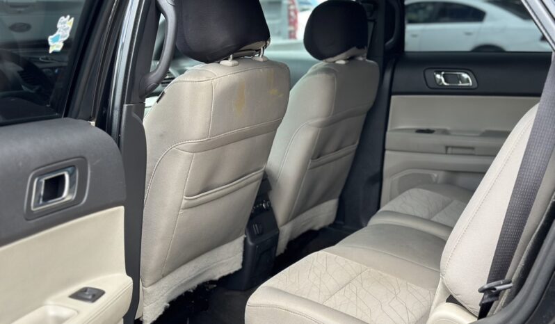 
								2013 Ford Explorer AWD full									