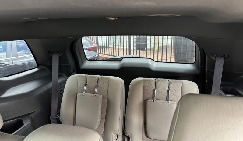 
								2013 Ford Explorer AWD full									
