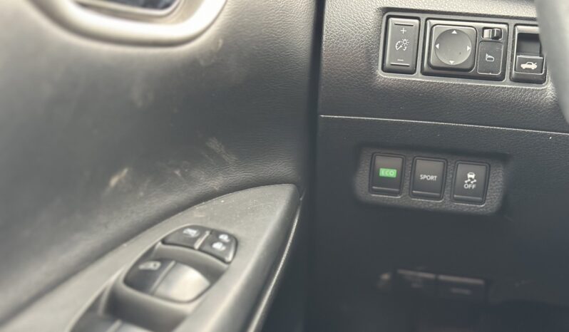 
								2016 Nissan Sentra full									
