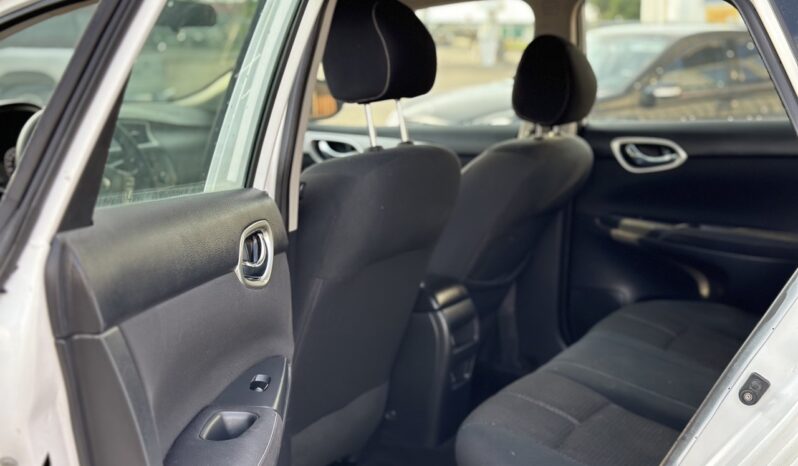
								2015 Nissan Sentra full									