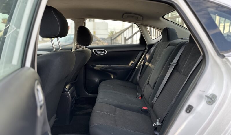 
								2015 Nissan Sentra full									