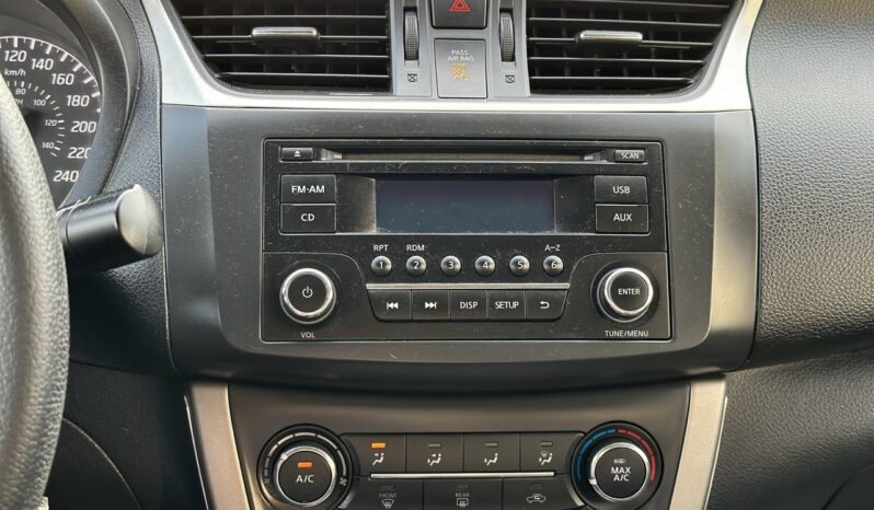 
								2015 Nissan Sentra full									