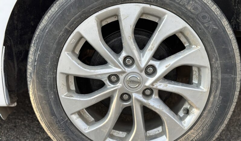 
								2015 Nissan Sentra full									