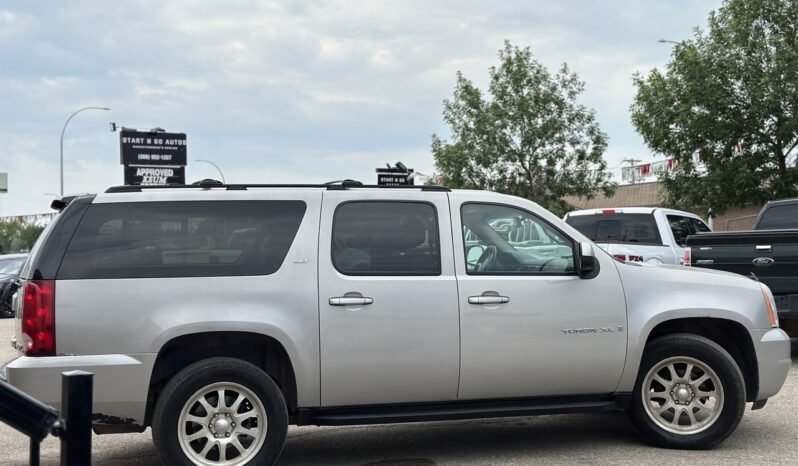 
								2008 GMC Yukon full									