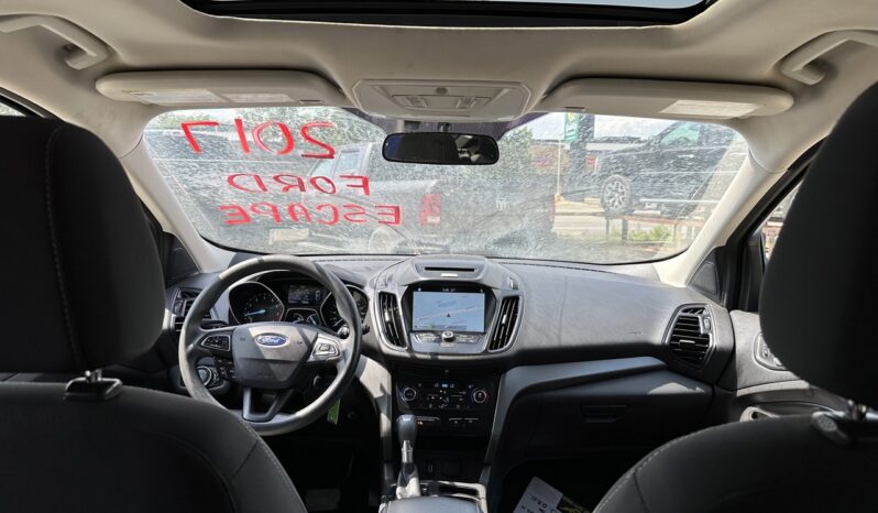 
								2017 Ford Escape full									