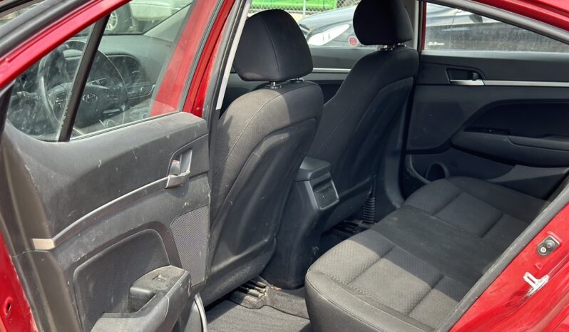 
								2019 Hyundai Elantra full									