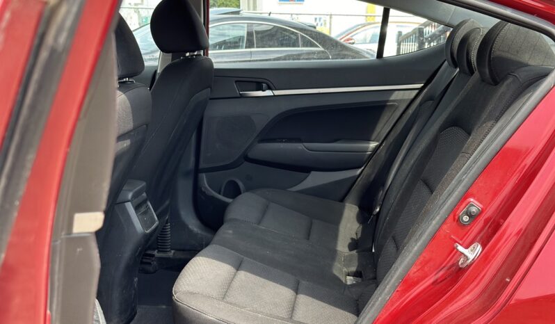 
								2019 Hyundai Elantra full									