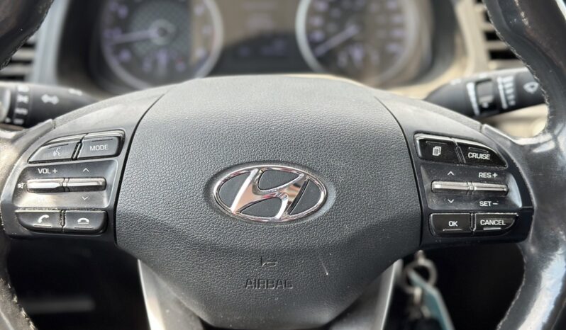 
								2019 Hyundai Elantra full									