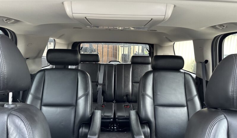
								2010 GMC Yukon Denali full									