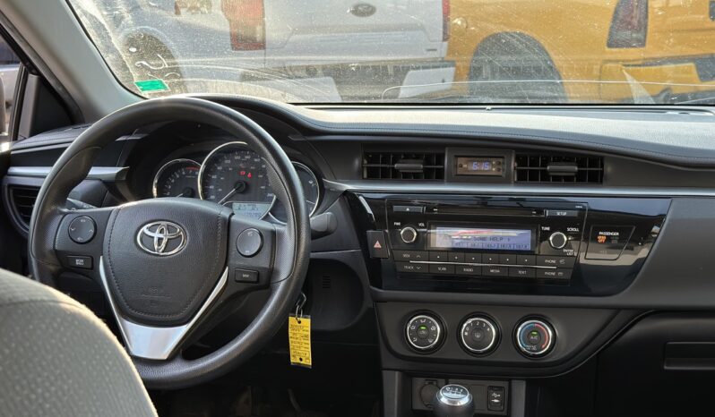 
								2015 Toyota Corolla full									