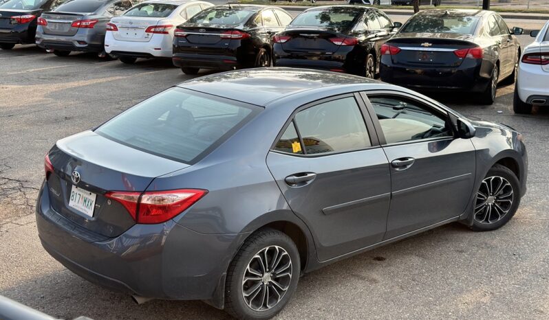
								2018 Corolla CE full									