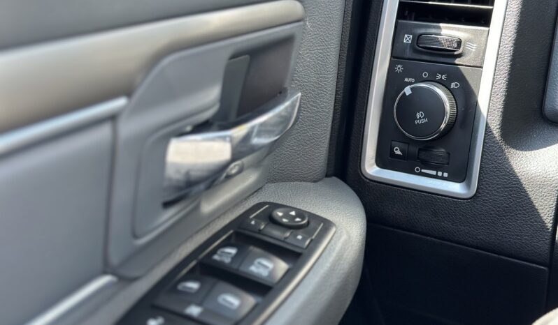 
								2017 RAM 1500 full									
