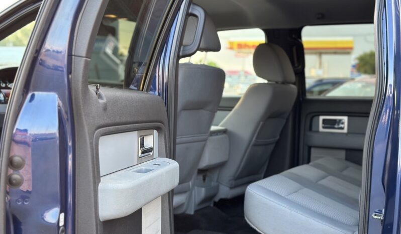 
								2011 Ford F-150 full									