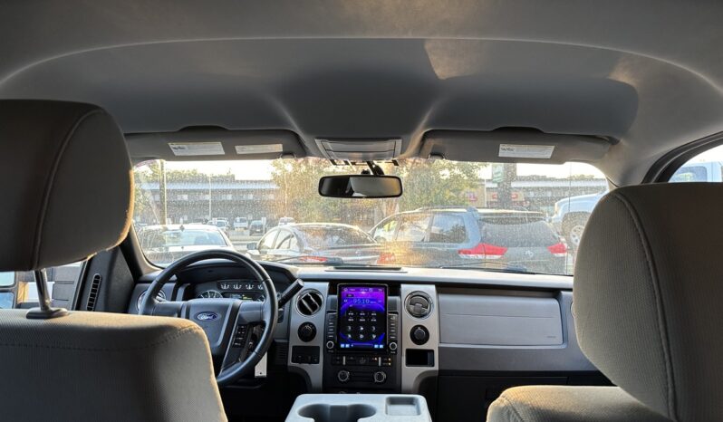 
								2011 Ford F-150 full									