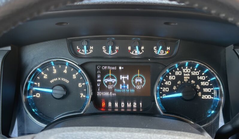 
								2011 Ford F-150 full									