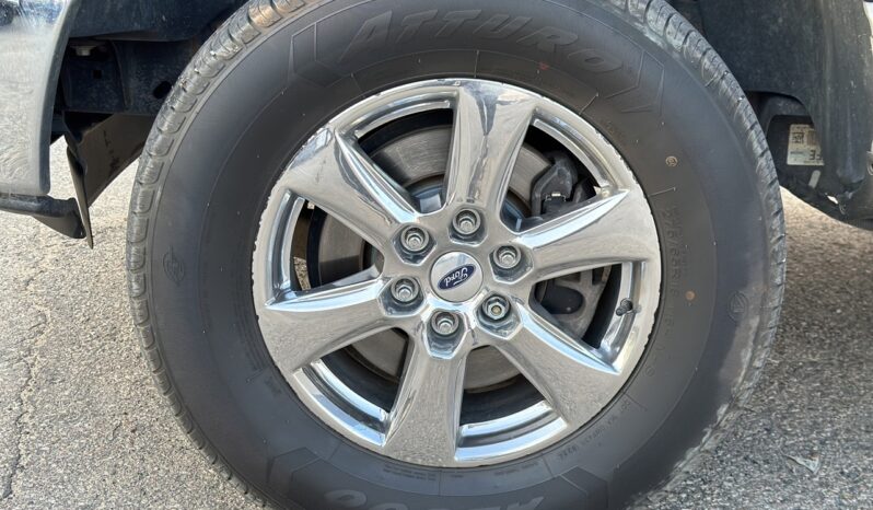 
								2011 Ford F-150 full									