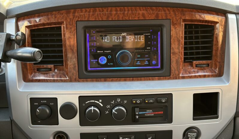 
								2007 Dodge 3500 full									