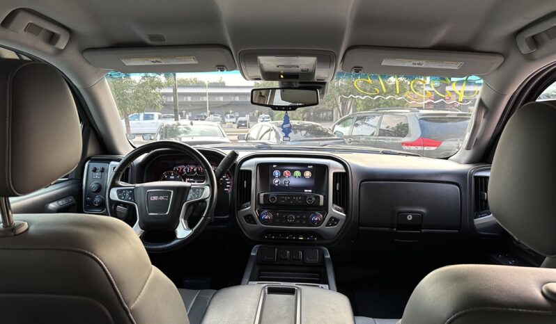 
								2015 GMC Sierra SLT full									