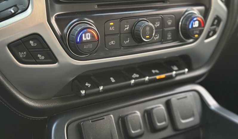 
								2015 GMC Sierra SLT full									
