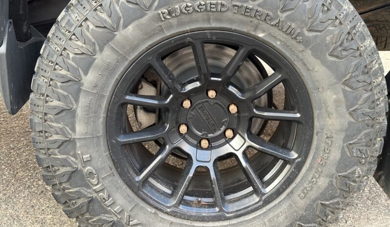 
								2015 GMC Sierra SLT full									