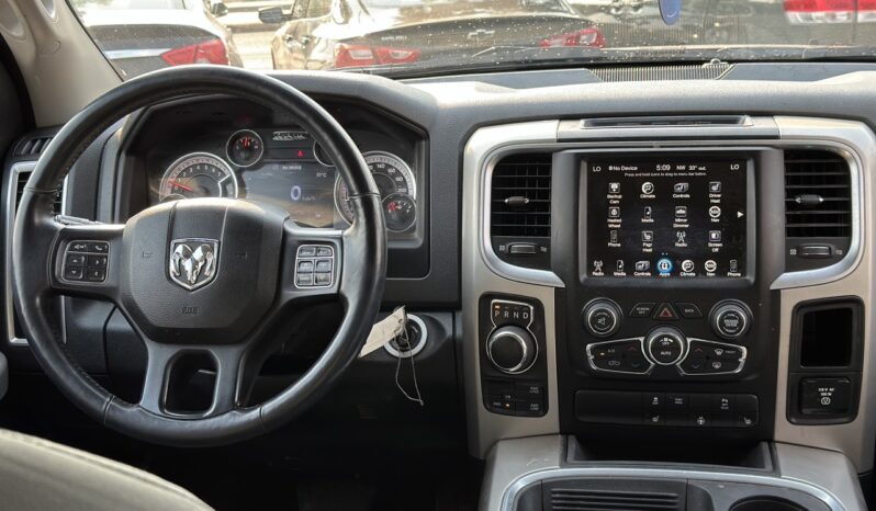 
								2017 RAM 1500 full									