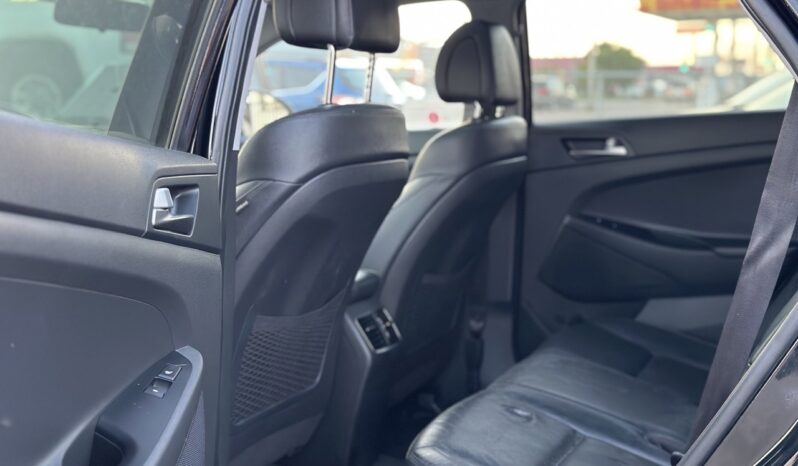 
								2018﻿ ﻿Hyundai﻿ ﻿Tucson﻿ ﻿Limited full									