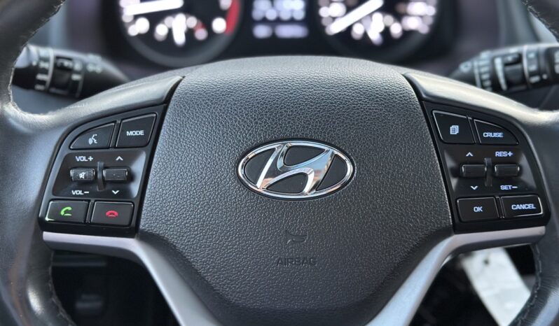 
								2018﻿ ﻿Hyundai﻿ ﻿Tucson﻿ ﻿Limited full									