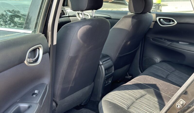 
								2018 Nissan Sentra full									