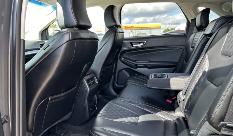 
								2023﻿ ﻿Ford﻿ ﻿Edge﻿ ﻿Titanium﻿ full									