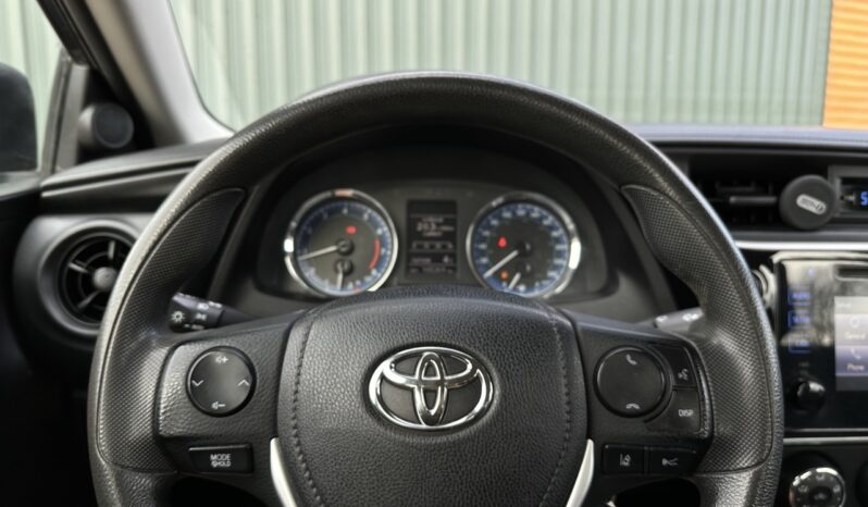 
								2018 Corolla CE full									