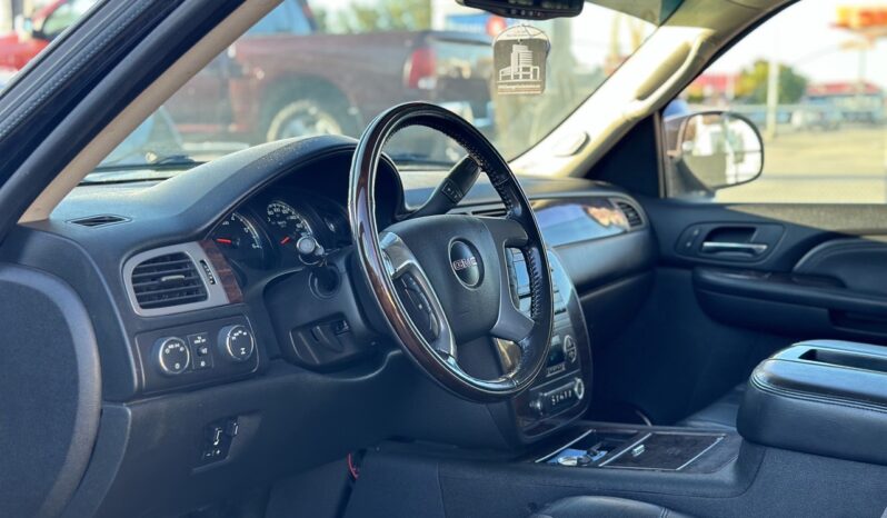 
								2013 GMC Yukon XL full									