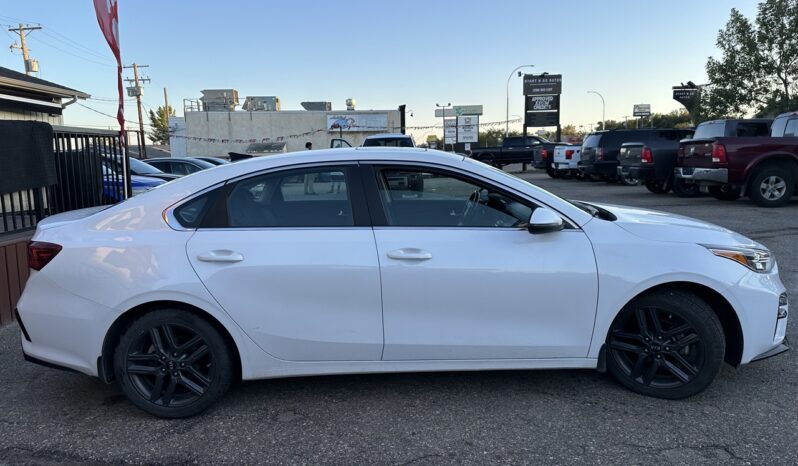 
								2021 Kia Forte EX full									