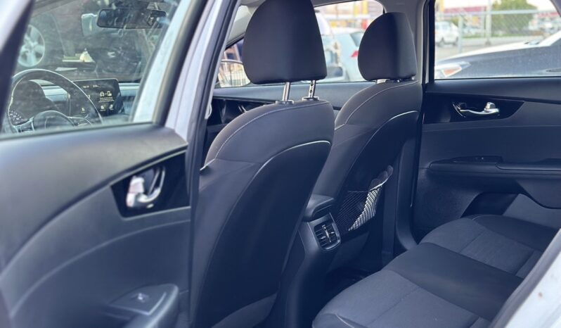 
								2021 Kia Forte EX full									