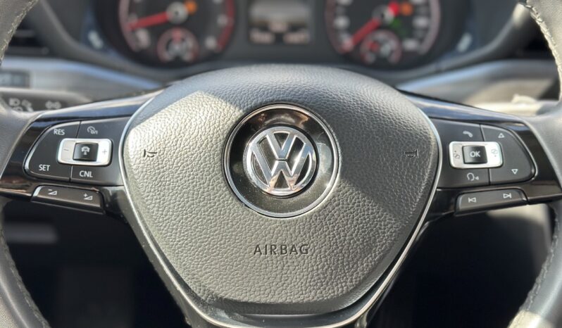
								2021 Volkswagen Passat full									